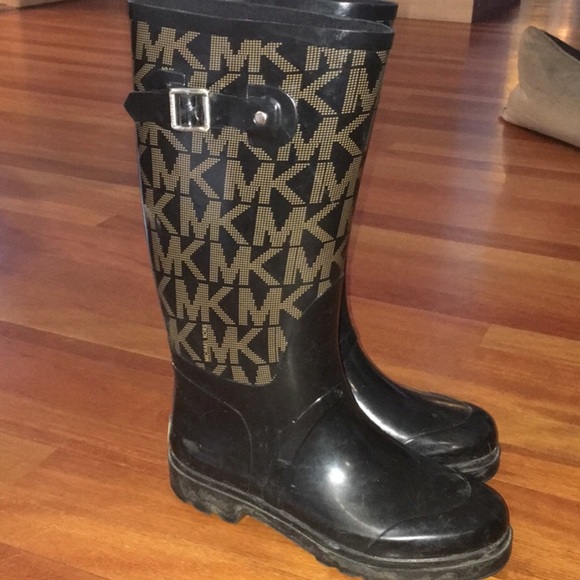 Michael Kors Shoes - ‼️SOLD‼️ Michael Kors Shoes - ‼️SOLD‼️